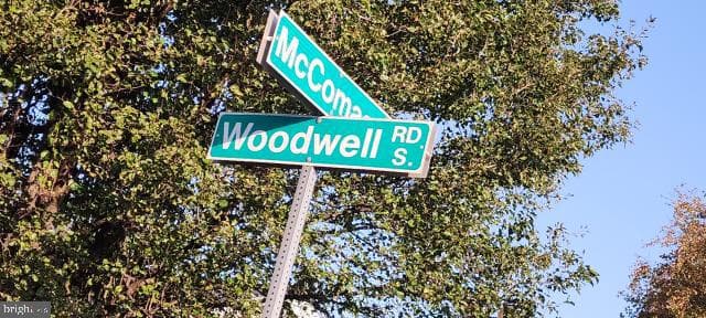 217 S Woodwell Road photo 2