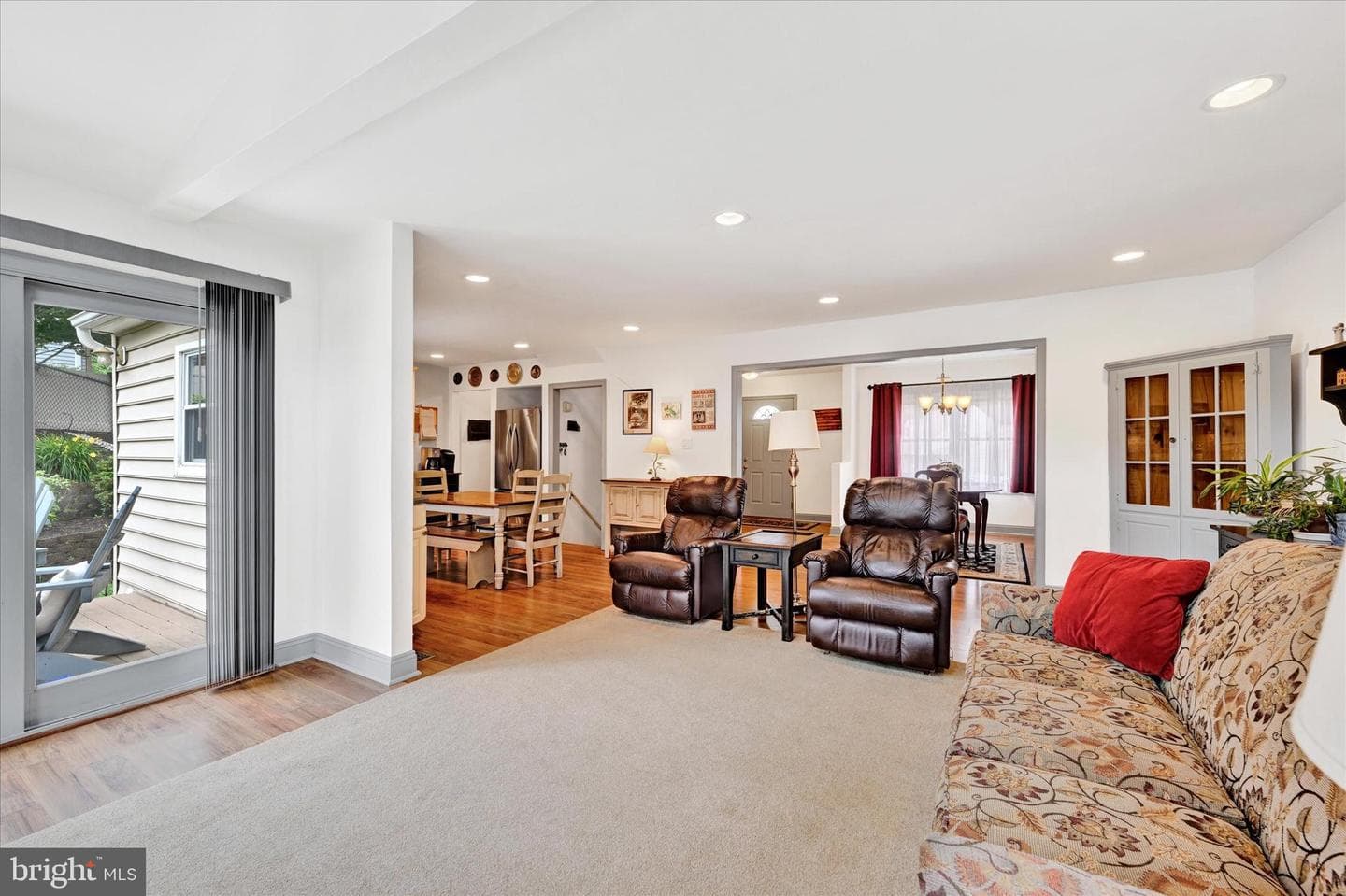9415 Twilight Drive photo 8