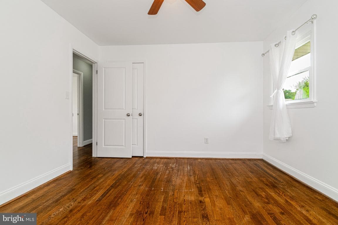 4312 Spencer Street photo 15