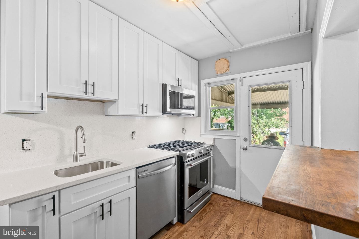 2214 Hawthorne Road photo 13