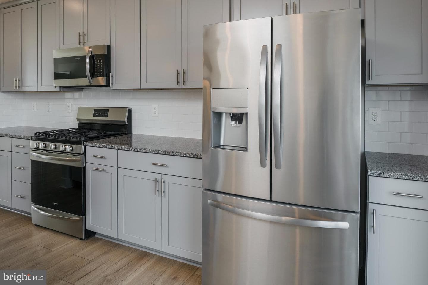 7703 Meander Court photo 8