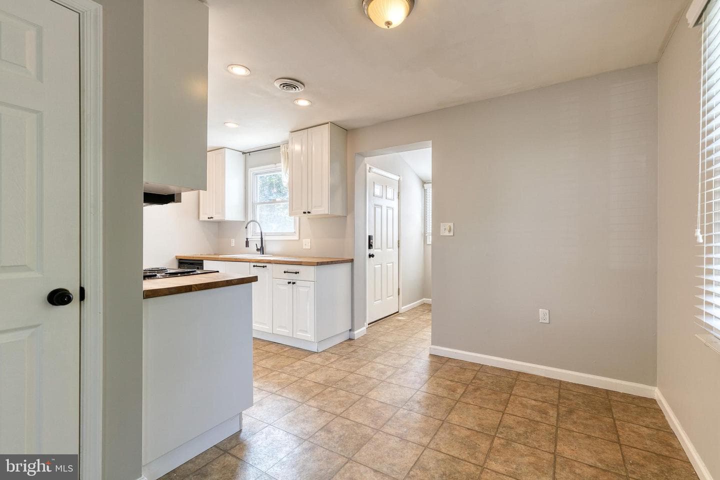 806 Templecliff Road photo 10