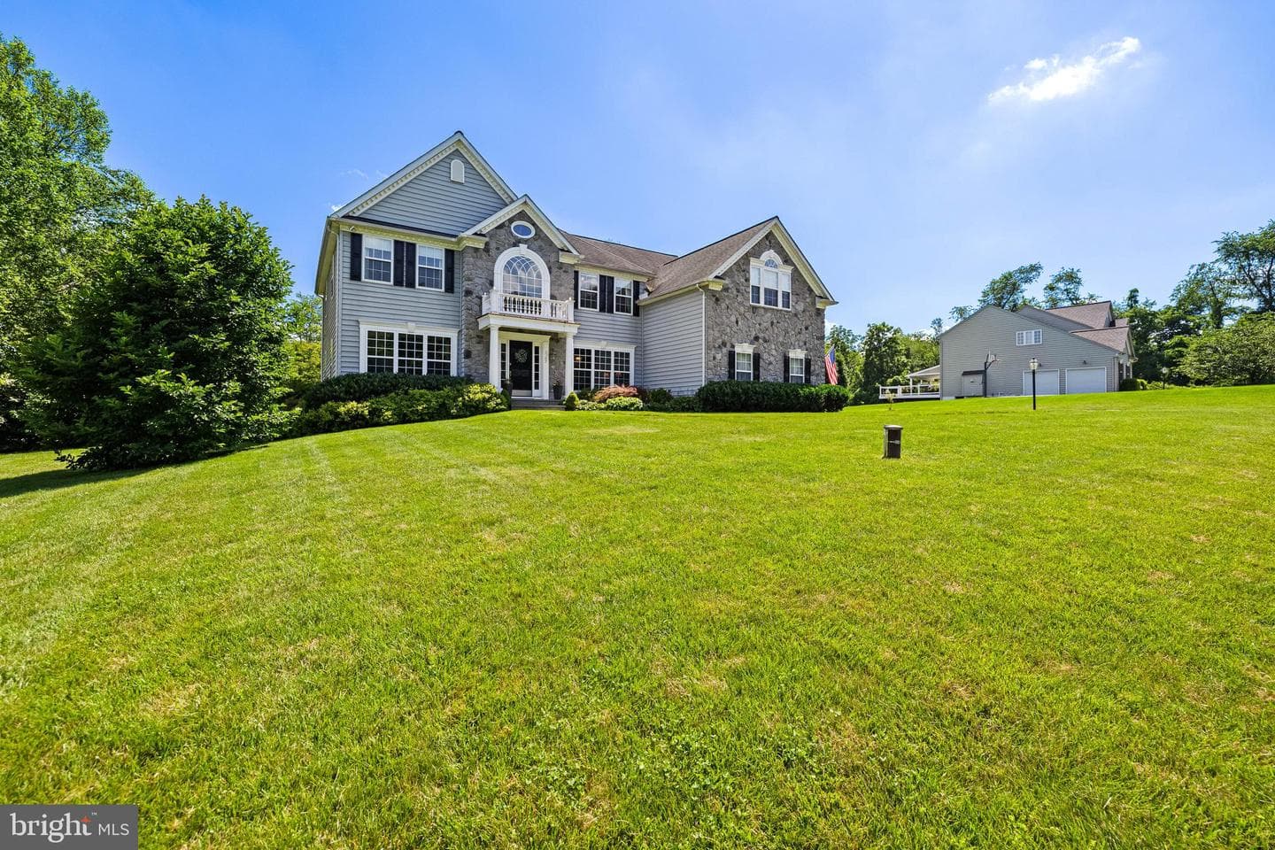 2207 River Bend Court photo 1
