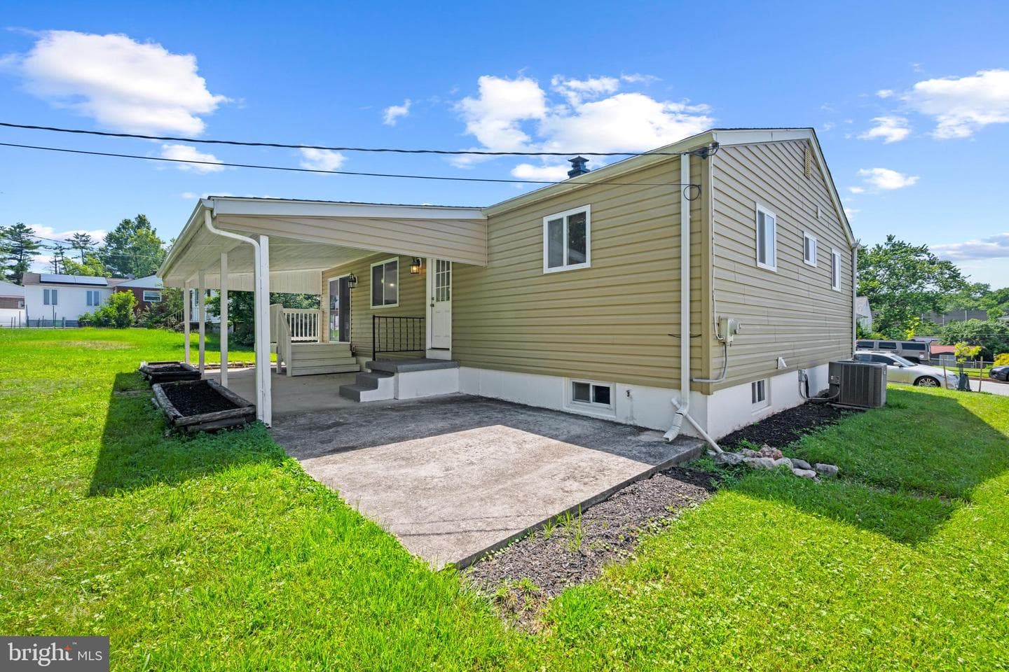 8107 Candle Lane photo 23