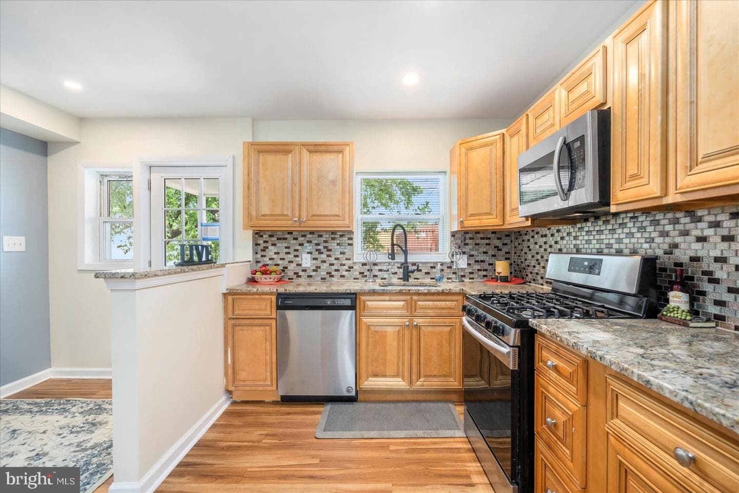 7932 Kavanagh Road photo 11
