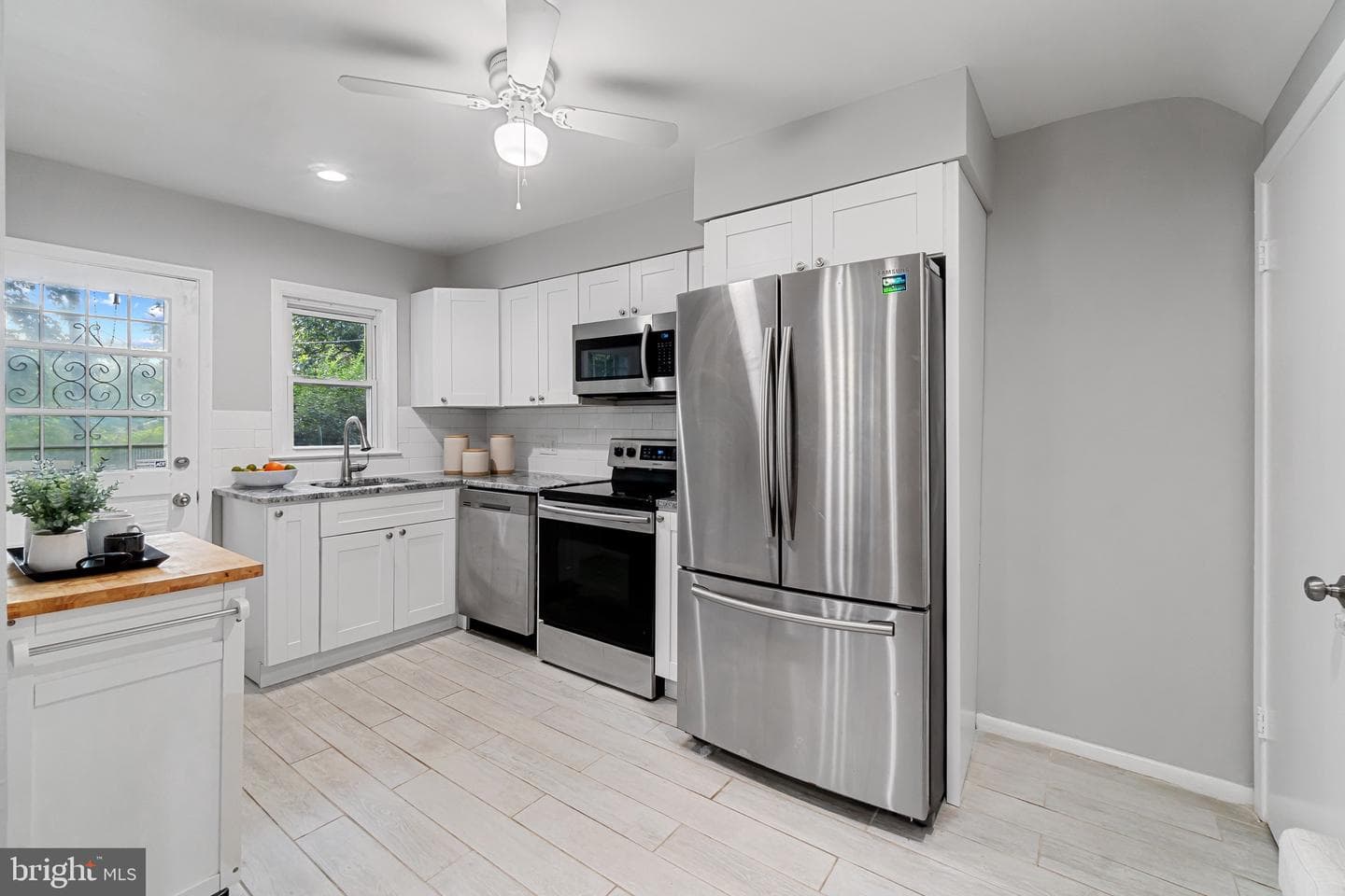 6820 Queens Ferry Road photo 9