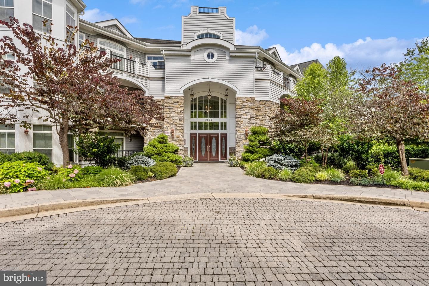 2900 Stone Cliff Drive #102 photo 2