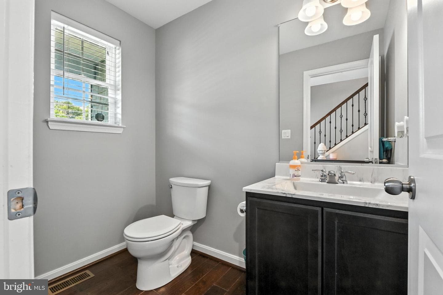 2308 Estate Avenue photo 15