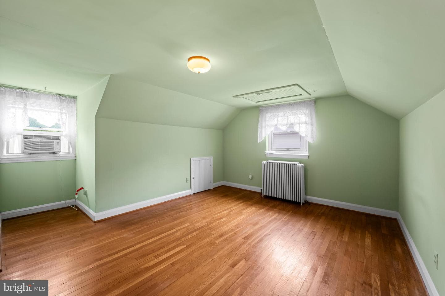 816 Ridgeleigh Road photo 25