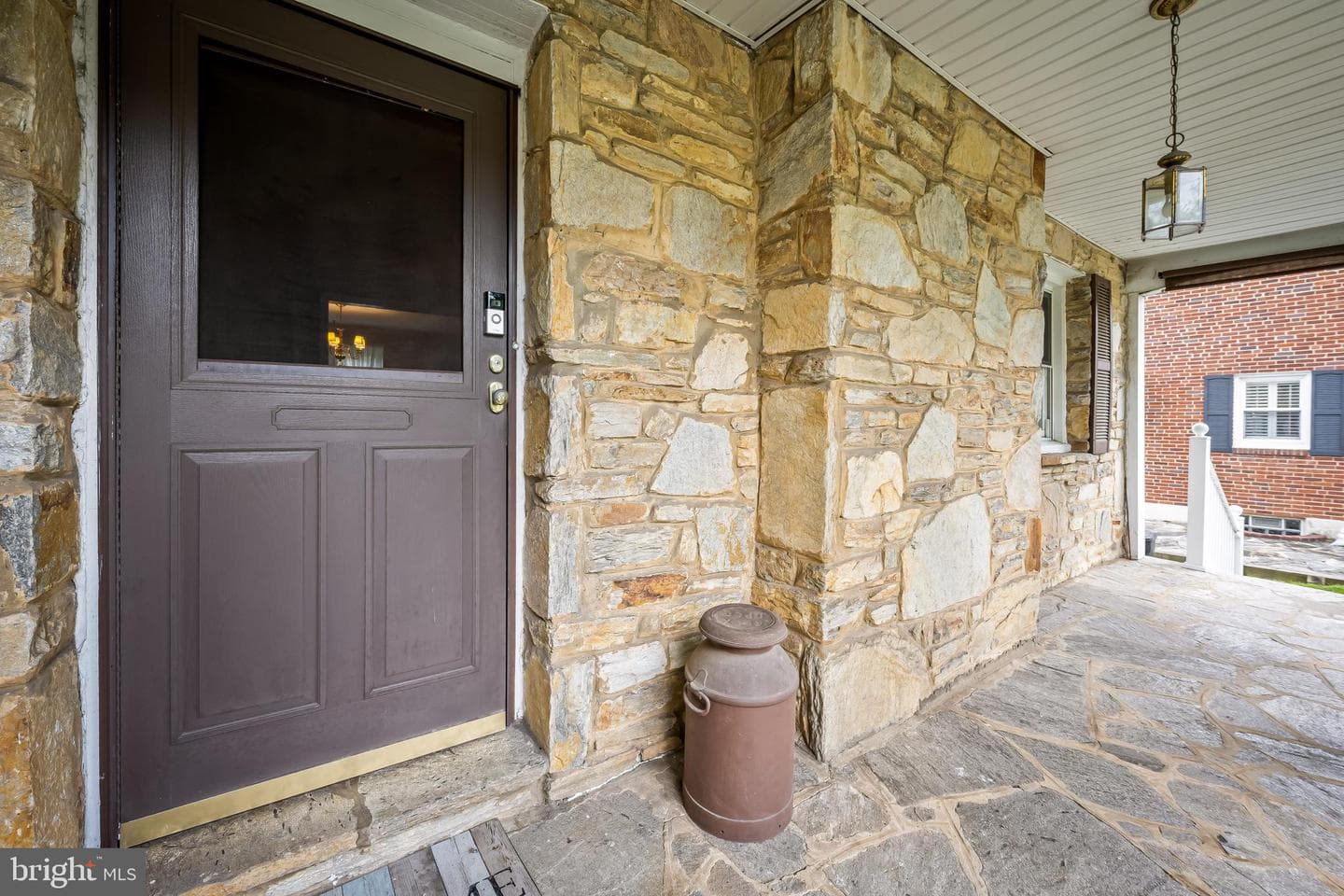 816 Ridgeleigh Road photo 4