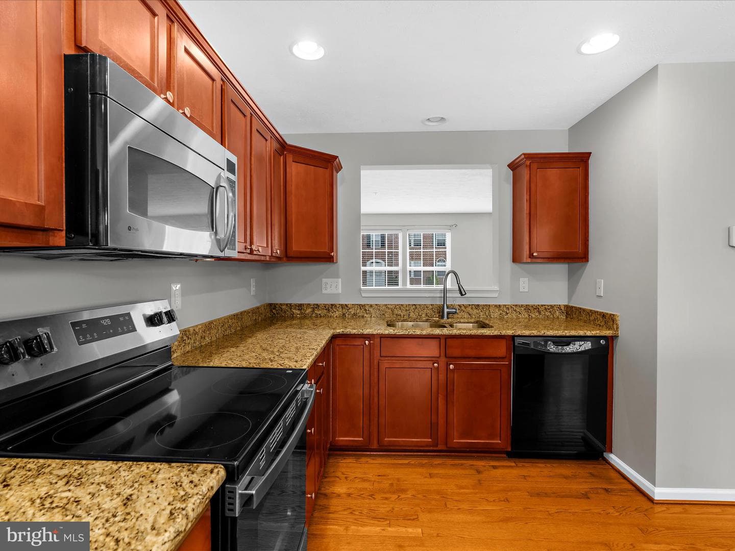 9865 Decatur Road photo 15