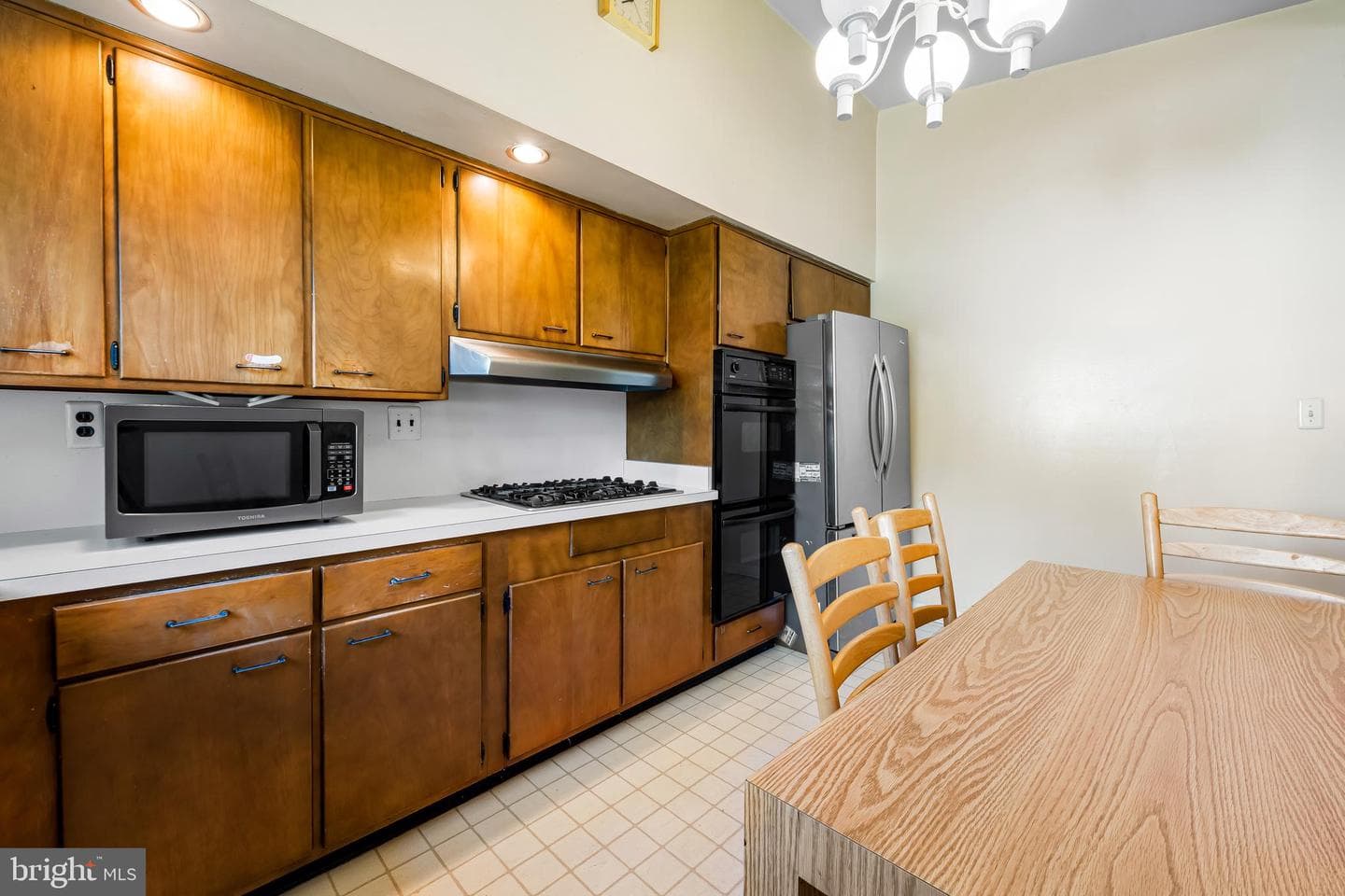 6711 Laurelwood Avenue photo 20