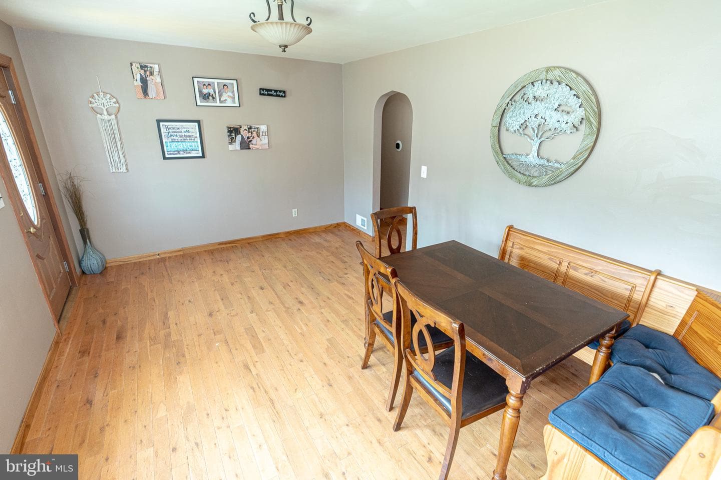 1510 Seling Avenue photo 4