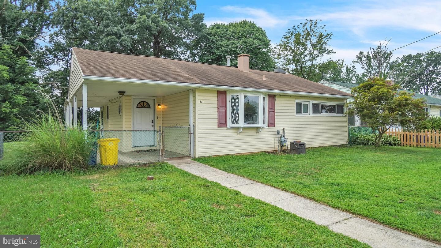 331 Clyde Avenue photo 2