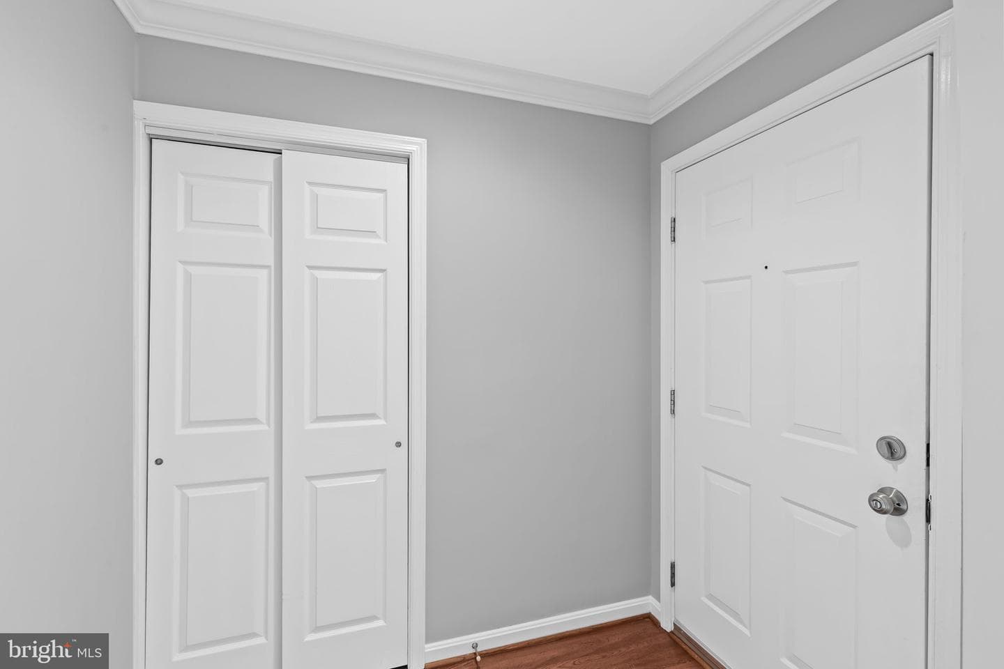 10 Choate Court #10e photo 5