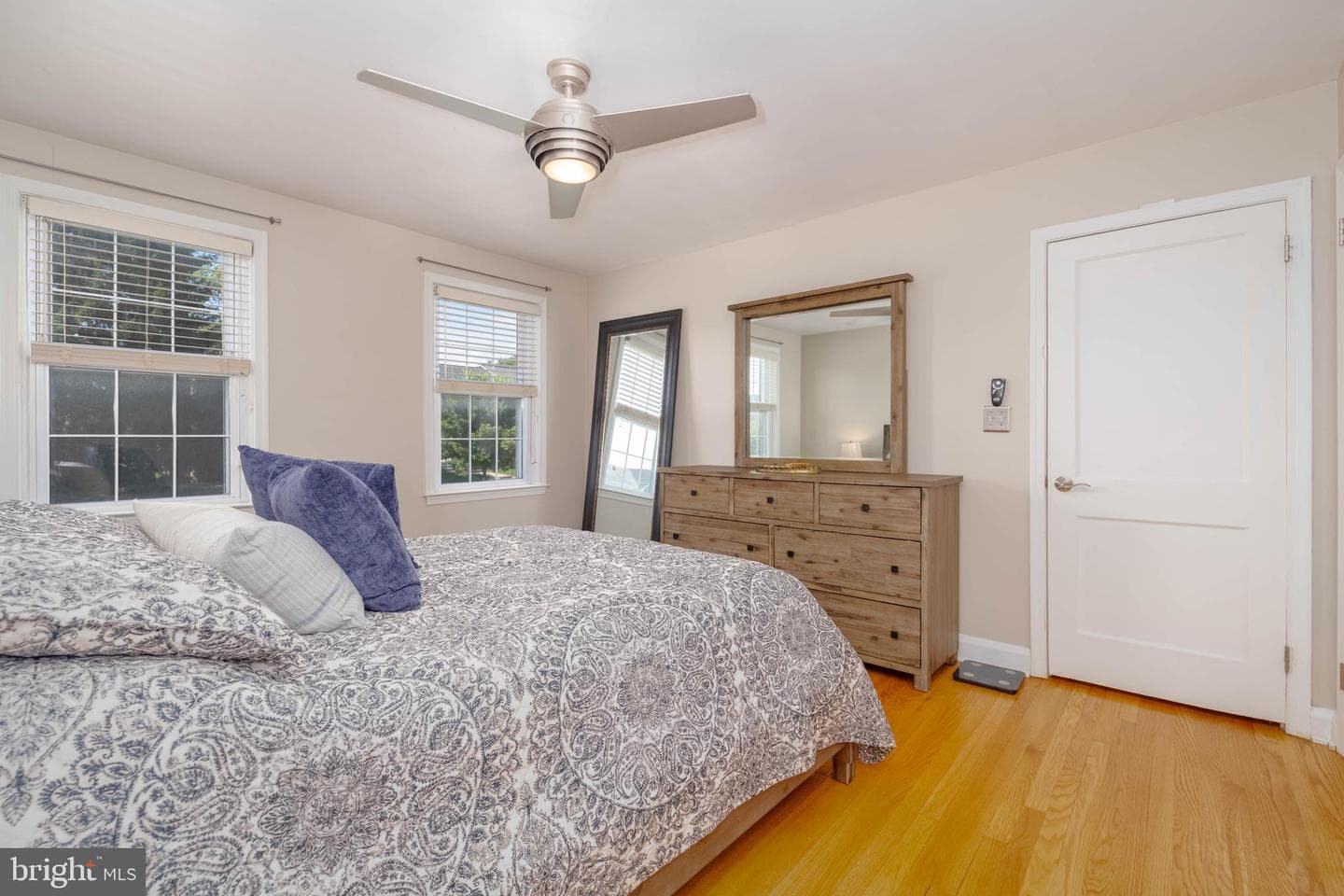1525 Doxbury Road photo 17