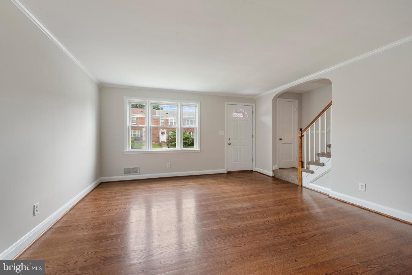 238 Medwick Garth E photo 9