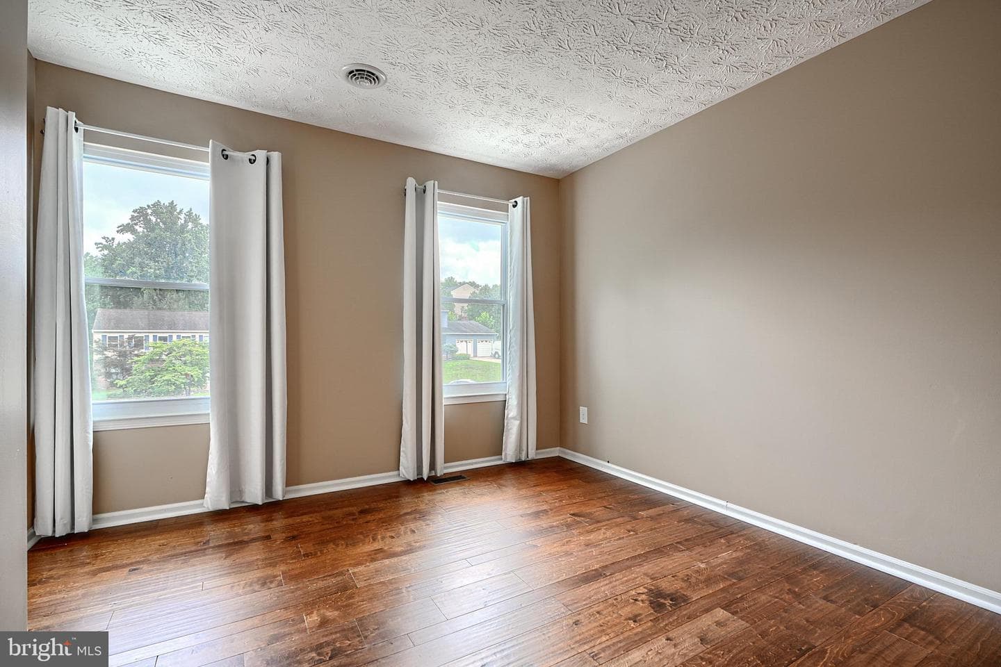 22 Skywood Court photo 28