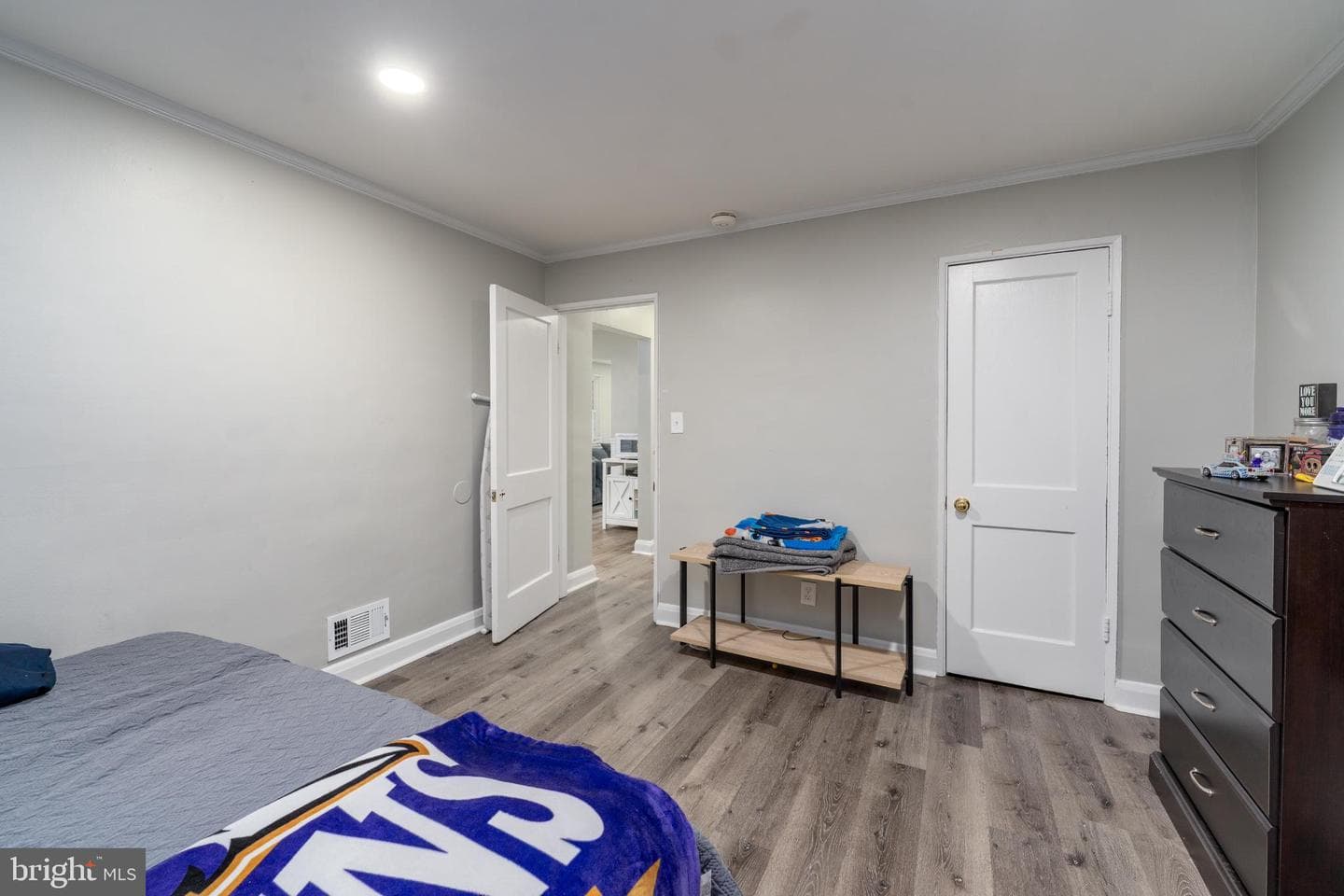 2519 Wycliffe Road photo 24