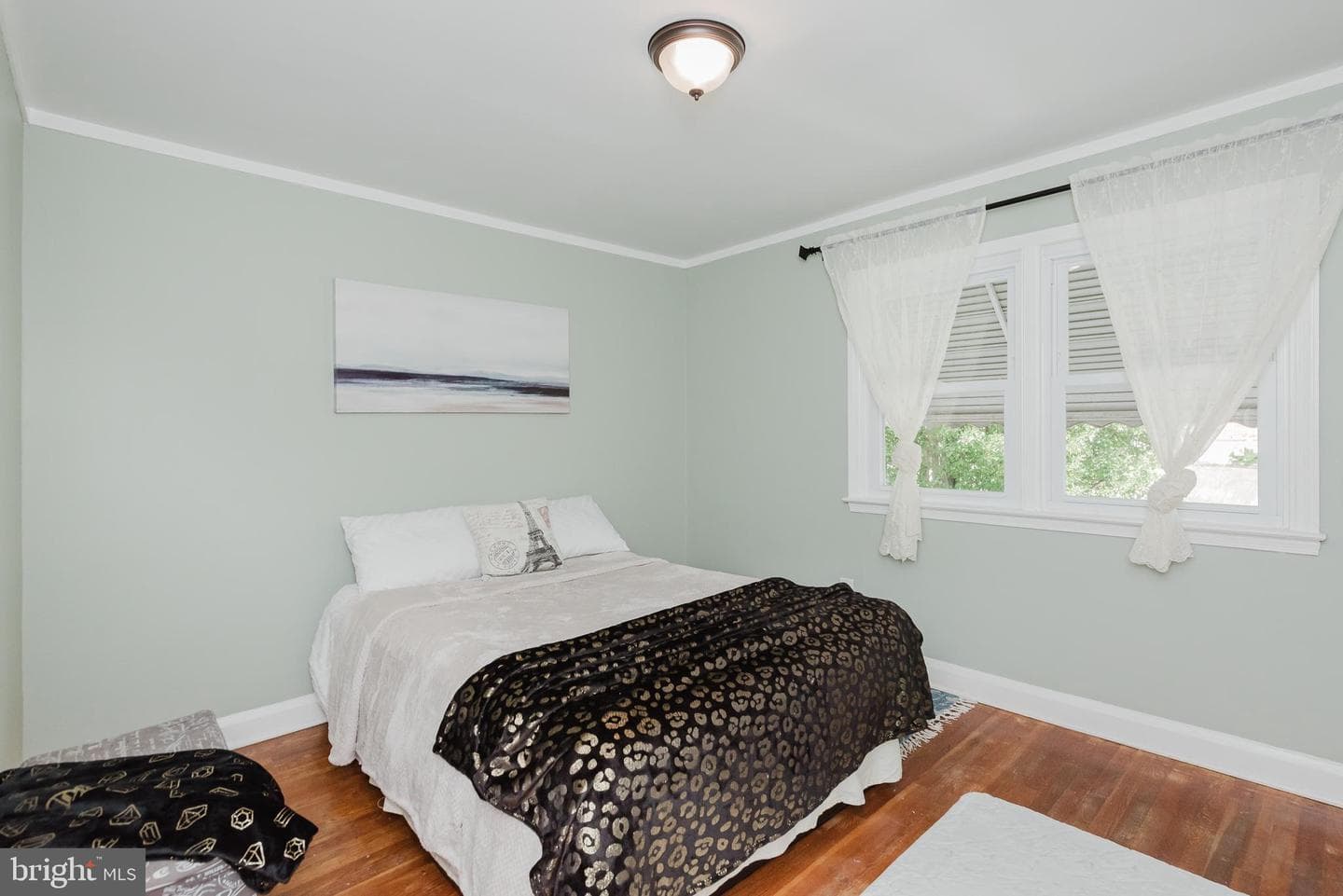 570 47th Street photo 16