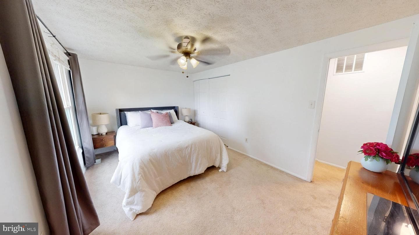 9622 Winands Road photo 14