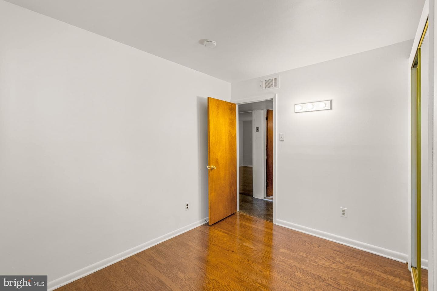 428 Montemar Avenue photo 32