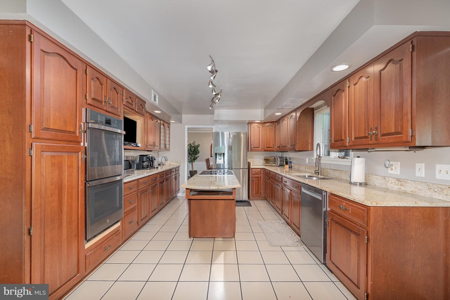 5214 Forge Road photo 11