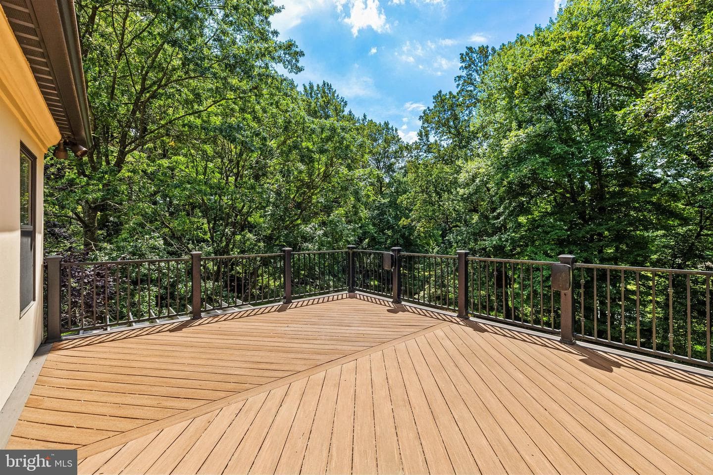 18 Hambleton Court photo 42