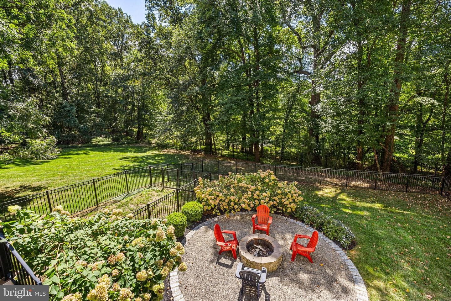 18 Hambleton Court photo 65