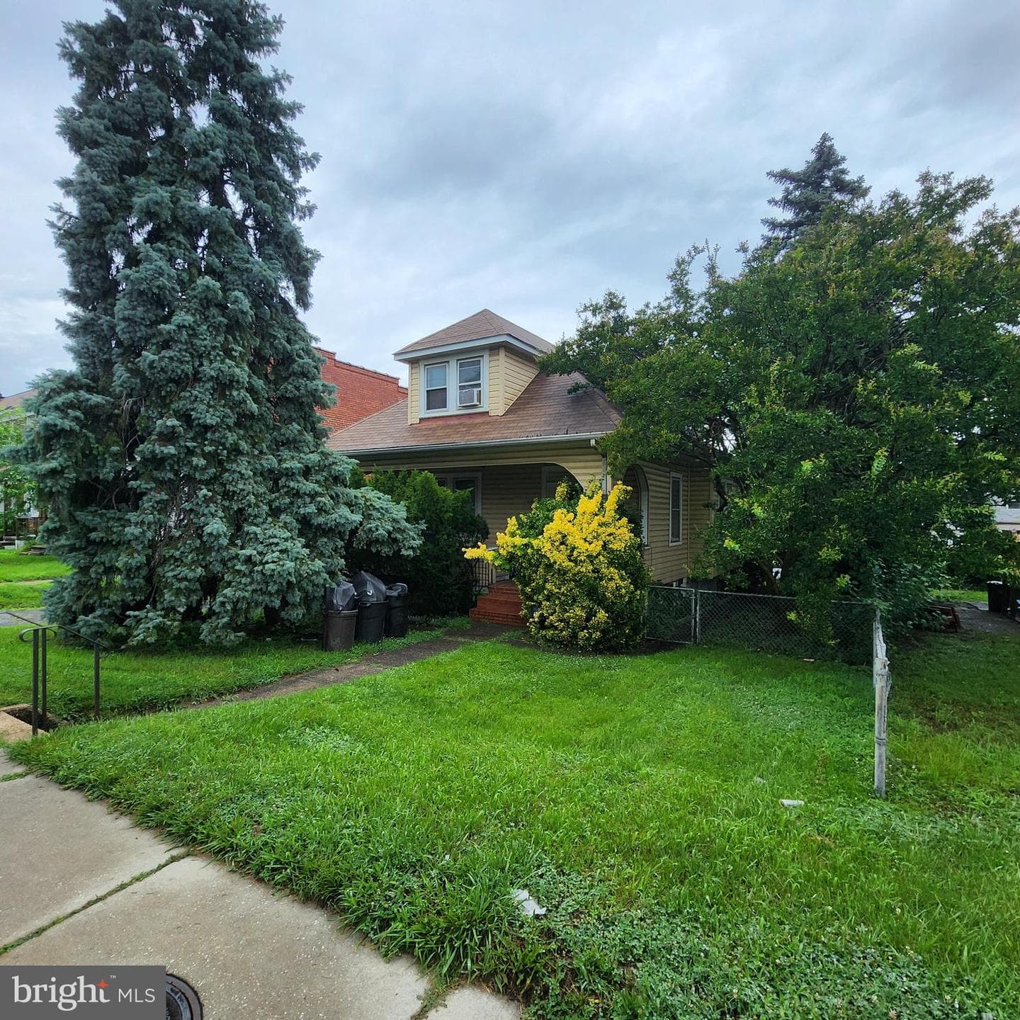 6818 Holabird Avenue photo 4