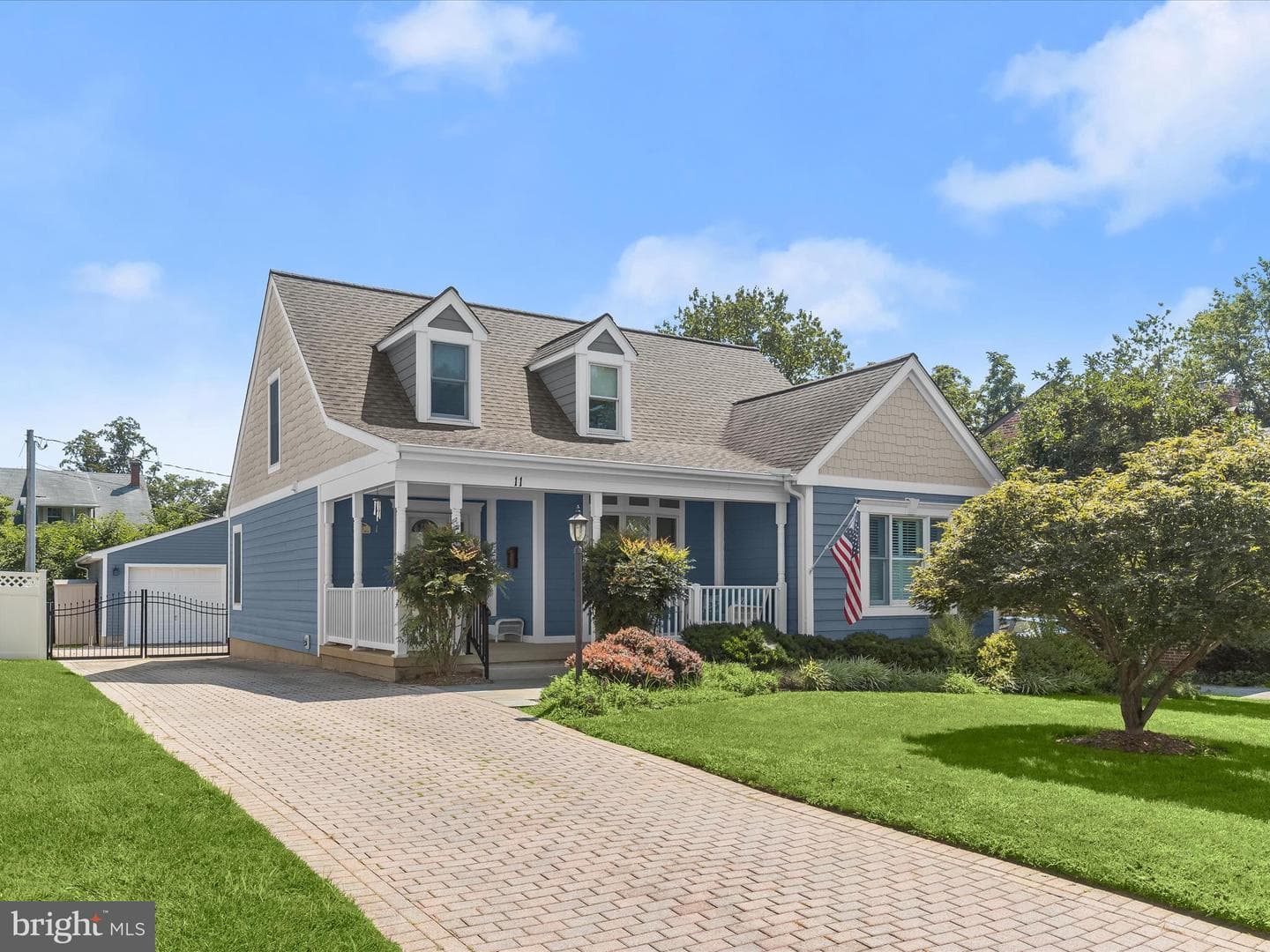 11 Locust Drive photo 1
