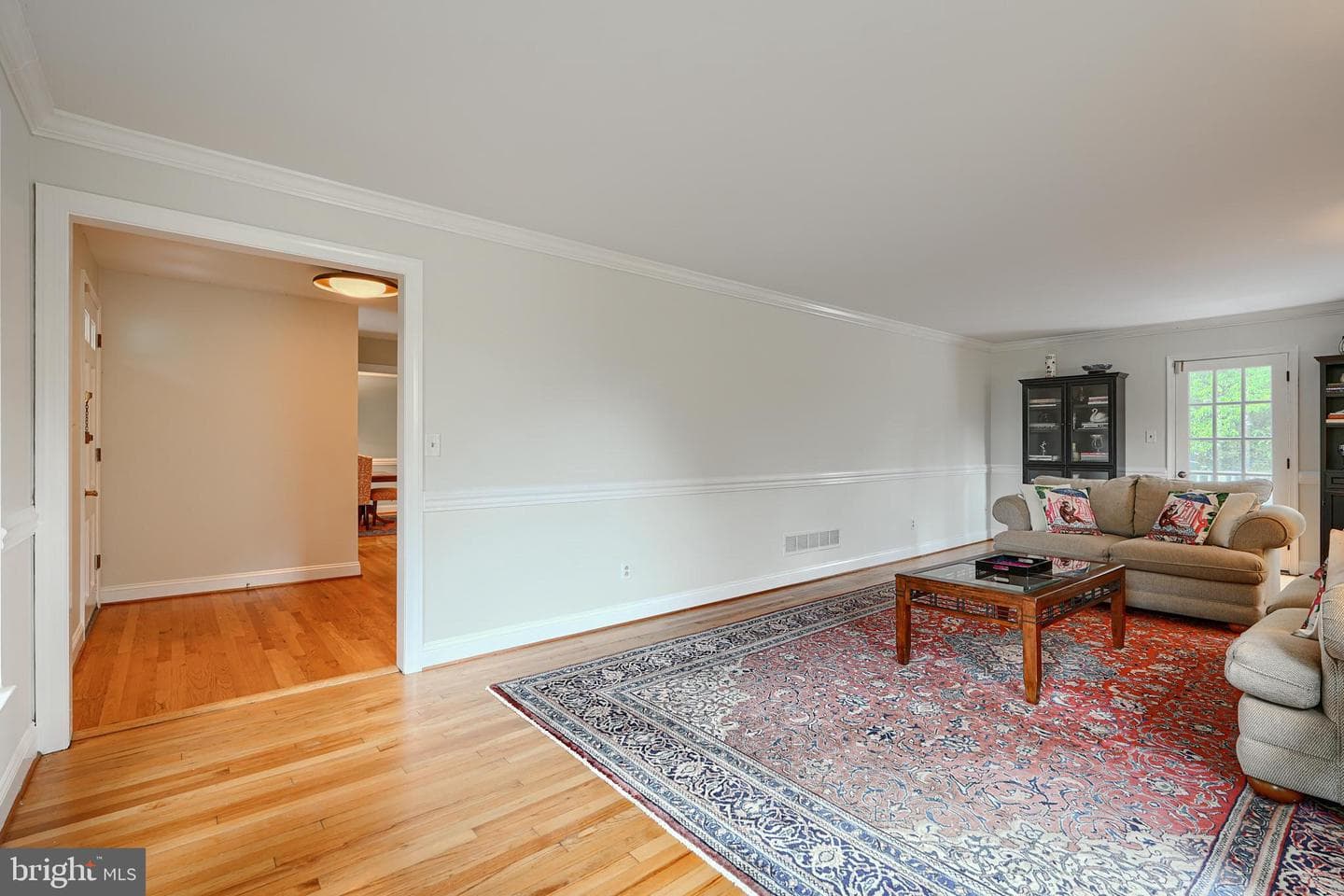 1112 W Joppa Road photo 11
