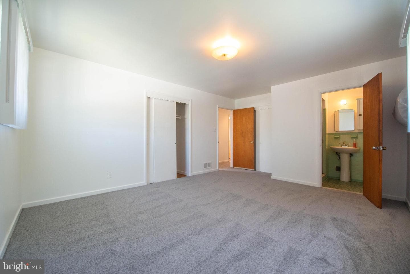7408 Shirley Road photo 11