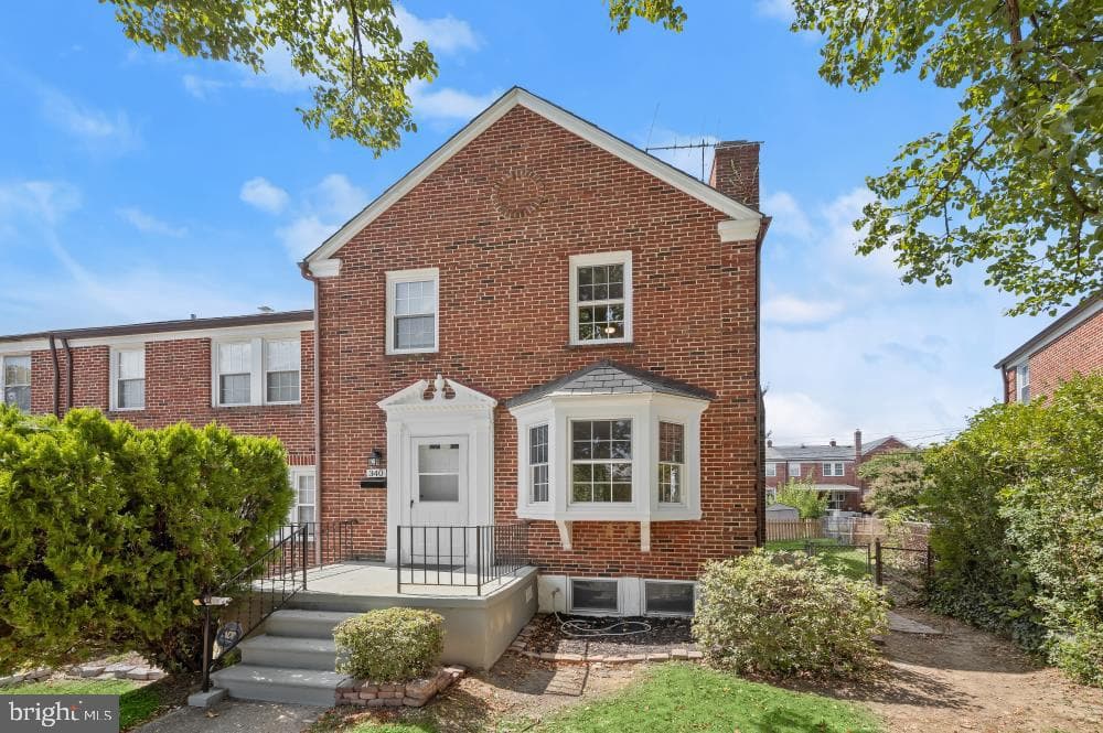 340 Stratford Road photo 1