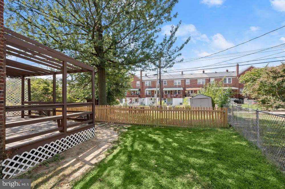 340 Stratford Road photo 38