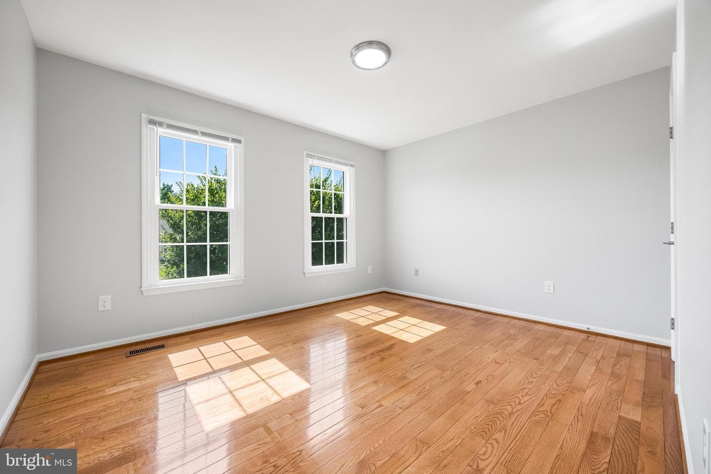 6 Wineleaf Court photo 35