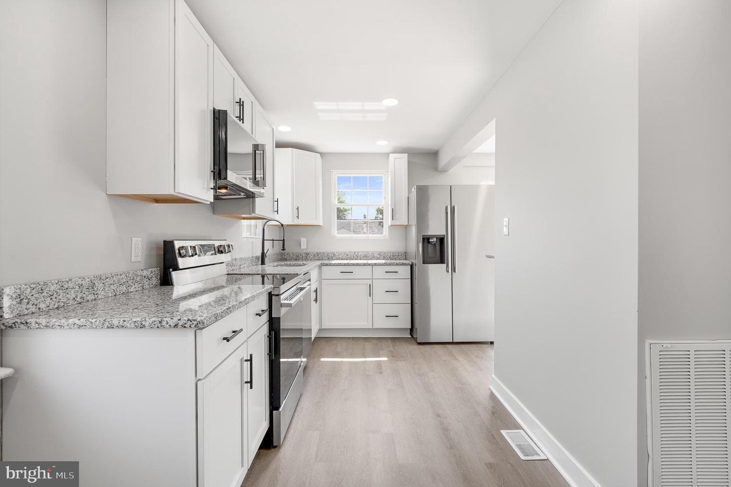 5 Seabright Avenue photo 20