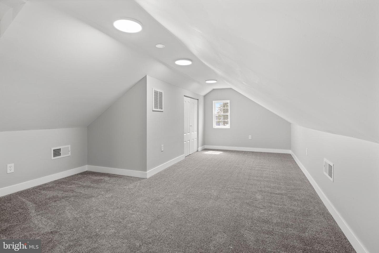 5 Seabright Avenue photo 38