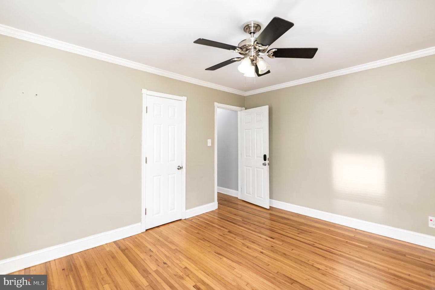8308 Wilson Avenue photo 14