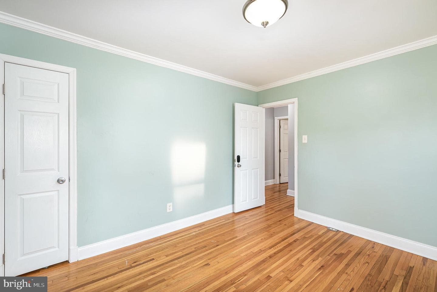 8308 Wilson Avenue photo 15