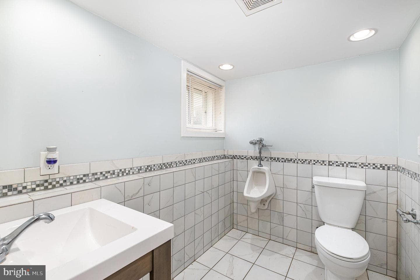 8308 Wilson Avenue photo 22