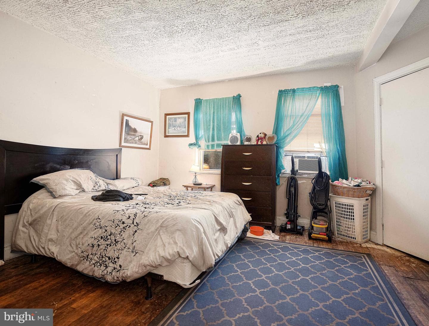 2921 Yorkway photo 12
