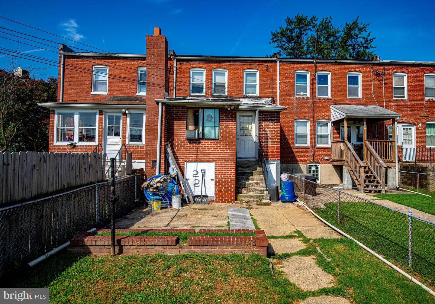 2921 Yorkway photo 4