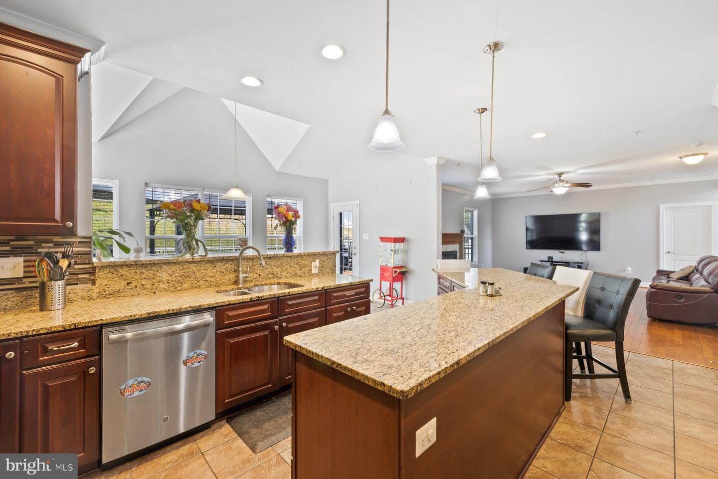 6 Cedar Grove Court photo 4