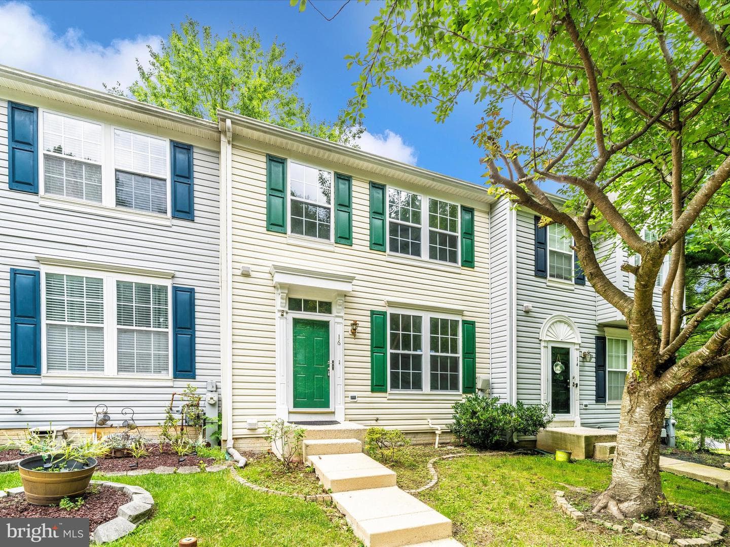16 Cypress Grove photo 2