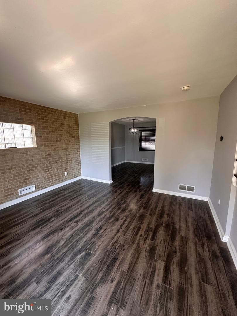 3426 Wallford Drive photo 4
