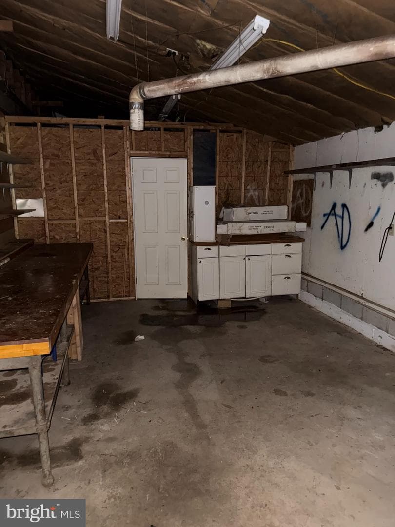 10631 Jones Road photo 24