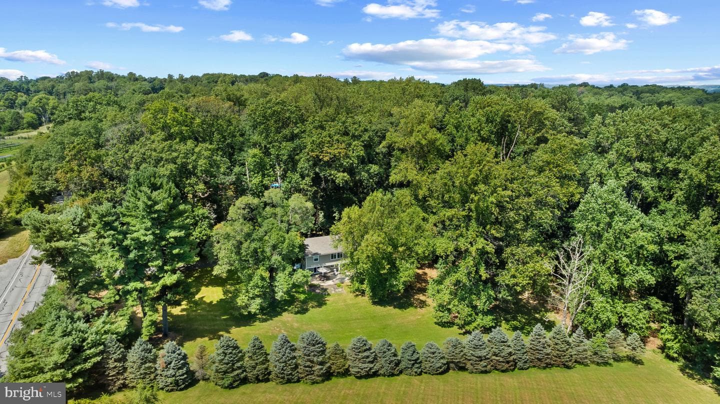 1238 Monkton Road photo 37