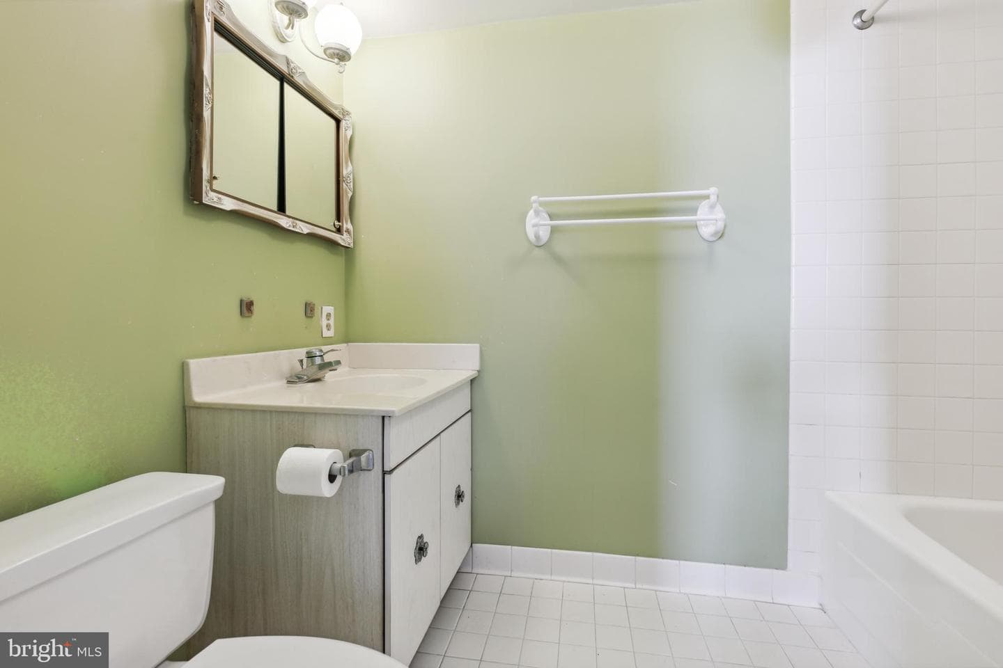 205 E Joppa Road #2401 photo 13