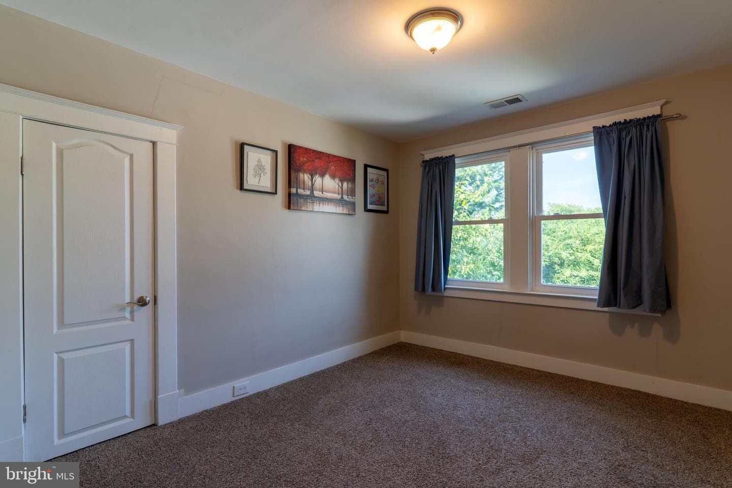 522 Elmwood Road photo 43